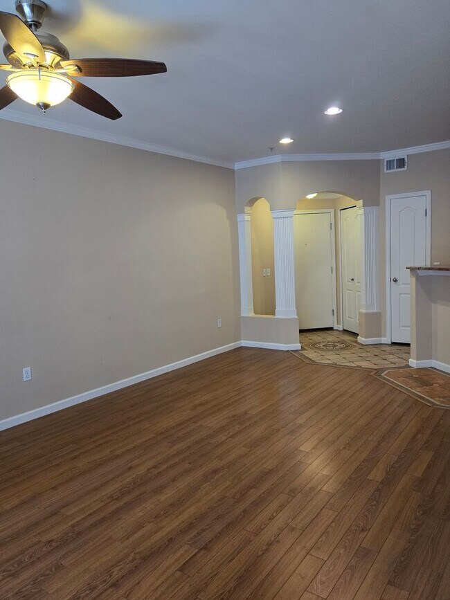 Photo - Charming 1-Bedroom 1-Bath Condo in Biltmore Area Unidad 222