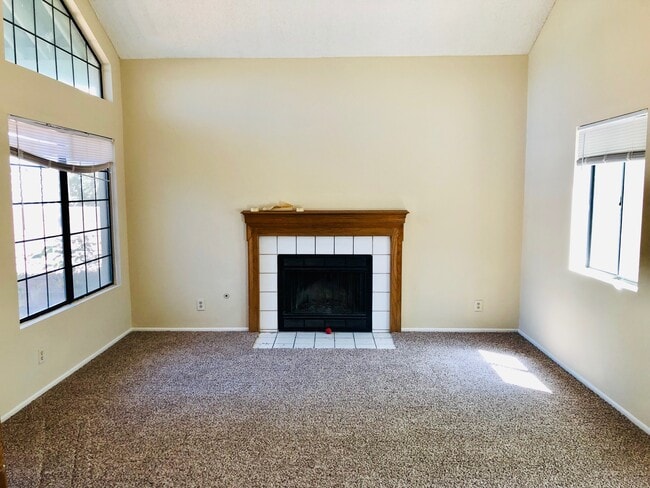 Building Photo - 43242 Cottage Ln Rental