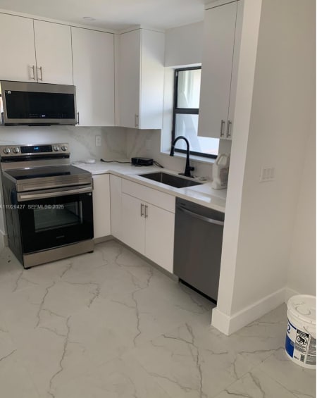 Photo - 14301 SW 105th Ave