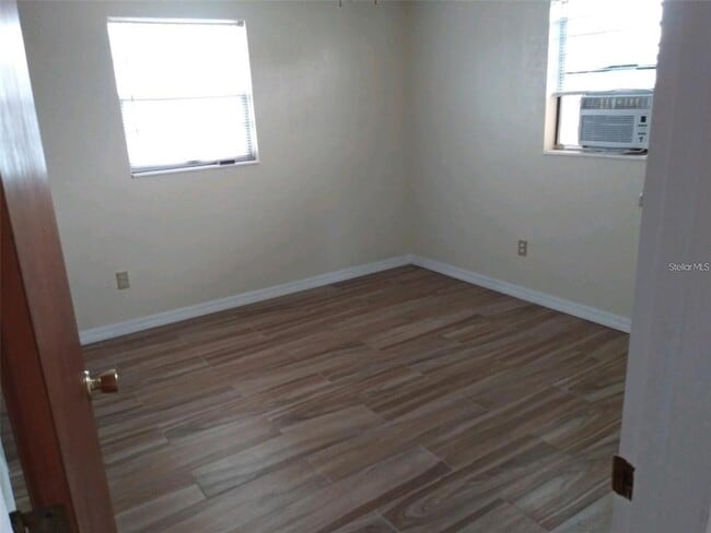 Photo - 4030 Chesswood Dr