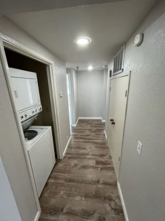 Photo - 55 Stenner St