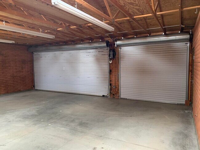 Photo - 925 N Evergreen Dr