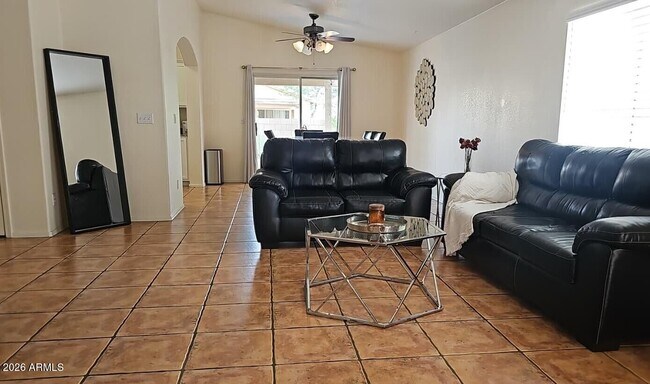 Photo - 2174 W Roundwood Pl