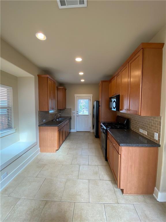 Photo - 1601 Miriam Ave