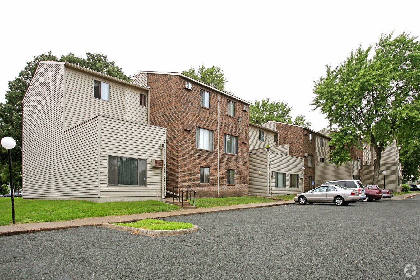 Photo - Sherman Forbes Apartments