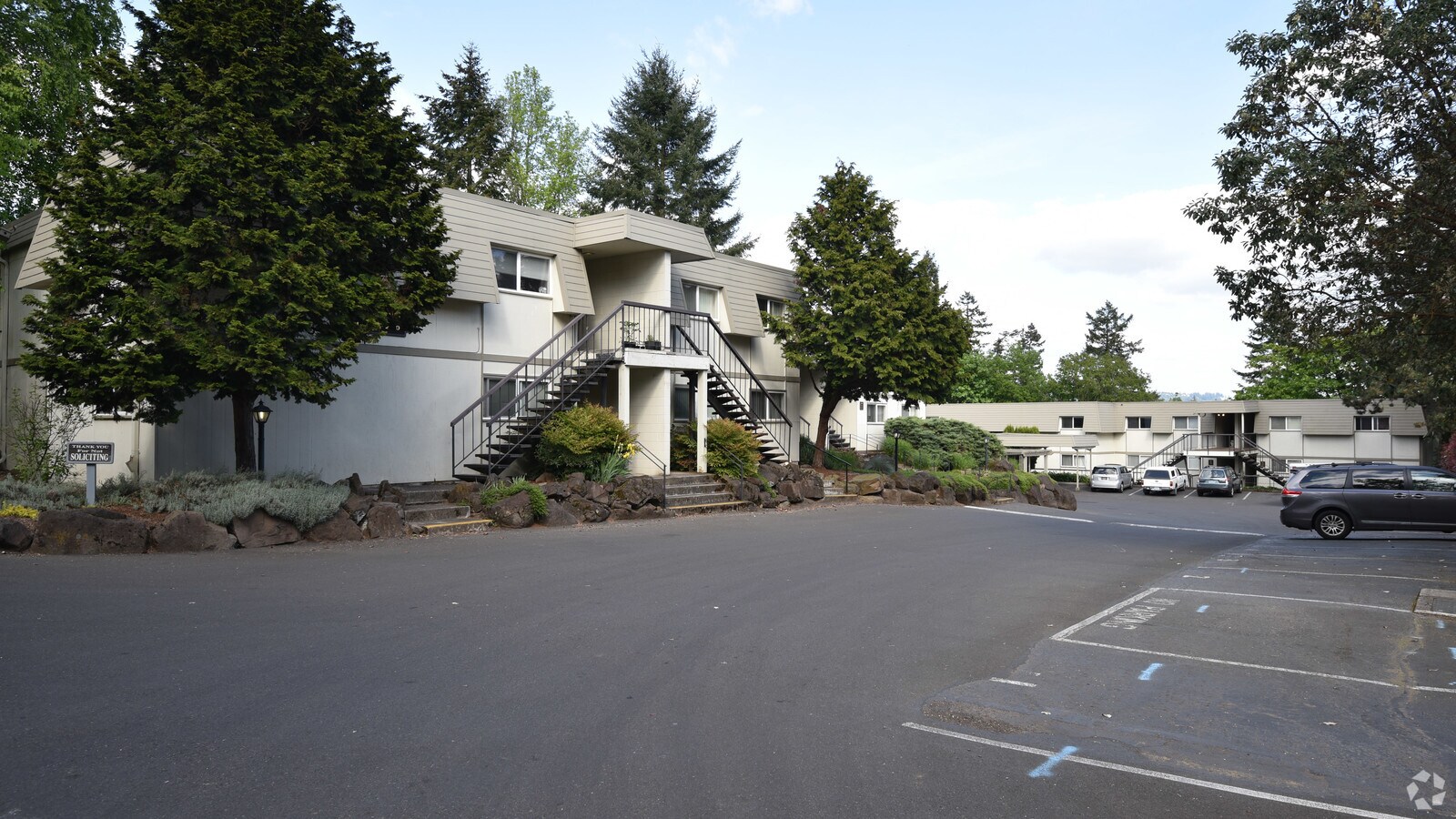 Dundee Apartments - Dundee Apartments