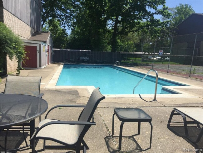 Photo - 29860 W 12 Mile Rd