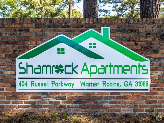 Photo - Shamrock Apartments