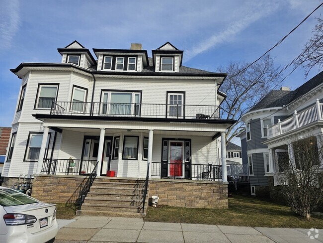 Building Photo - 309 Madison St Unit 2 Rental