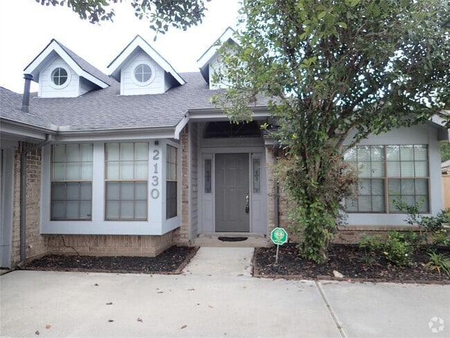 Building Photo - 2130 Greencove Ln Rental