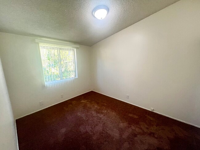 Photo - Conejo Park Apartments