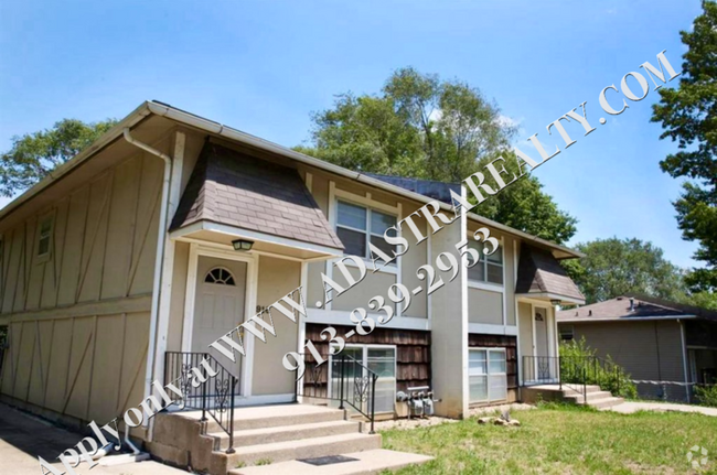 Building Photo - Nice 3 Bed 2 Bath Duplex in Leavenworth-Av... Rental