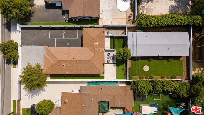 Photo - 6033 Fallbrook Ave