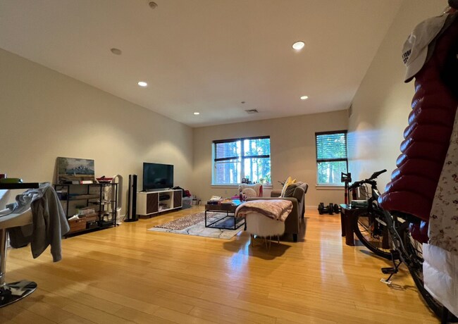 Photo - 99 Chestnut Hill Ave Unit 318