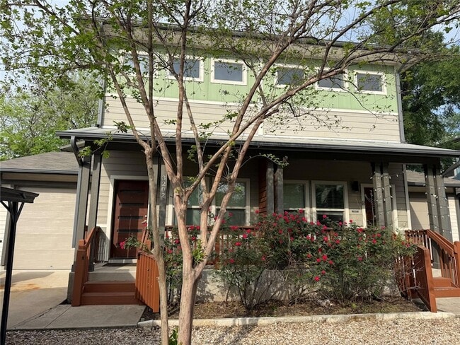 Building Photo - 3202 Merrie Lynn Ave