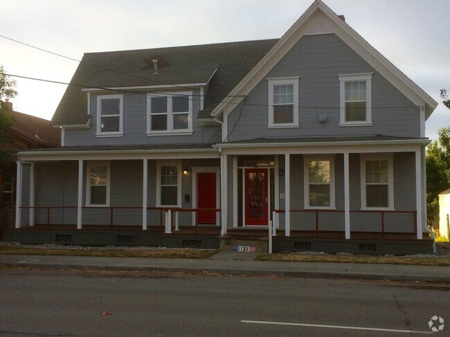 Building Photo - Cityscape Cottages Unit 4 Rental