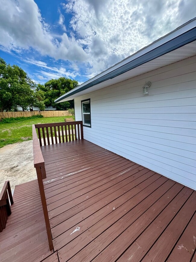 Photo - Downtown Clermont - Beautifully Renovated 2-Bed/1-Bath Upstairs Unit with Stunning Lake Minneola ...