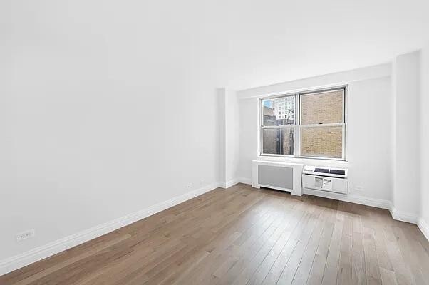 Photo - 250 W 88th St Unidad 6P