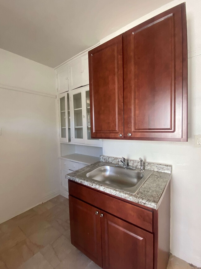 Photo - 6332 N Magnolia Ave Unit 3W