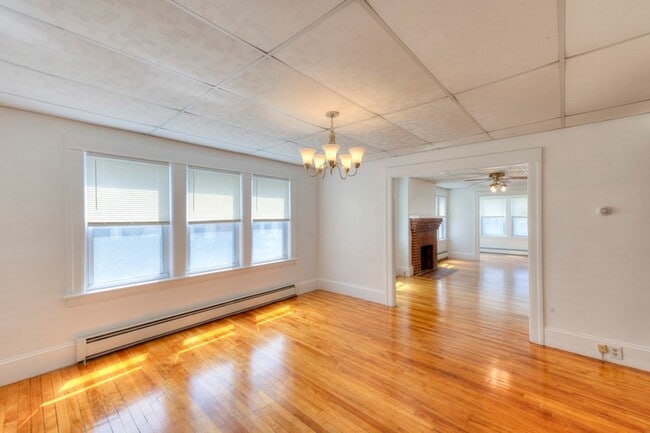 Photo - 377 Chandler St Unit 1