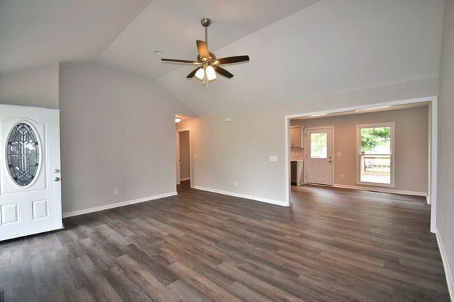 Photo - Beautifully remodeled 4BR/2BA one level home in M'boro, triple Rockvale schools!