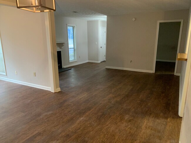 Photo - Beautiful 2 bedroom/ 2 bath Condo on Walk ...