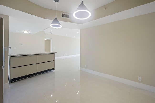 Photo - 20281 E Country Club Dr Unit 304