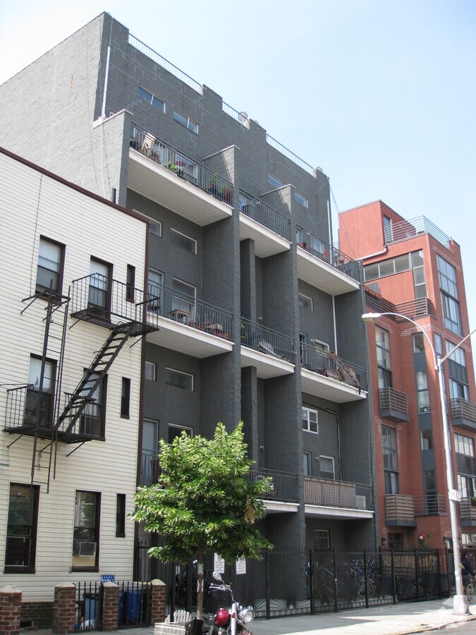 Photo - 58 Ten Eyck St Apartments