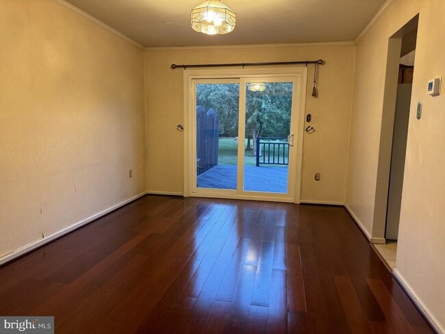 Photo - 2513 Wellington Way