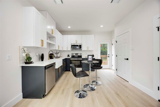 Photo - 2112 Des Chaumes St