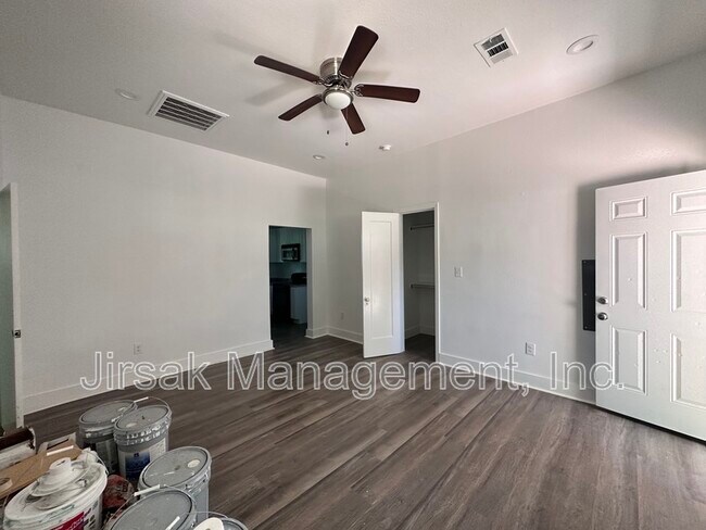 Photo - 102 7th St SW Unidad 3
