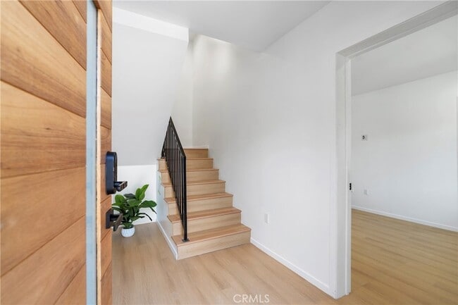 Photo - 2517 Alsace Ave