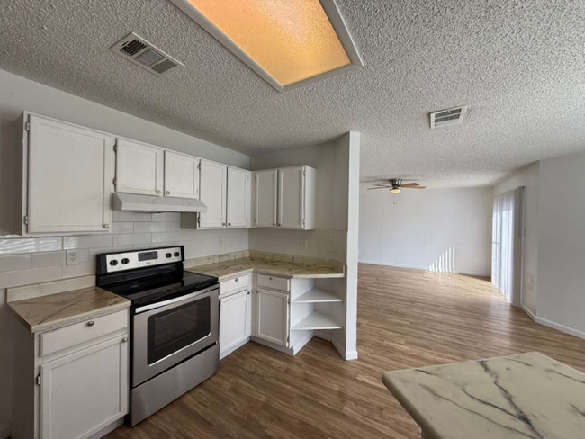 Photo - 5910 Summer Fest Dr