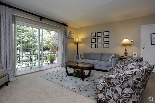 2 BR, 1.5 BA - living room