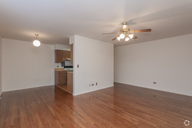 Photo - 531 W. Deming