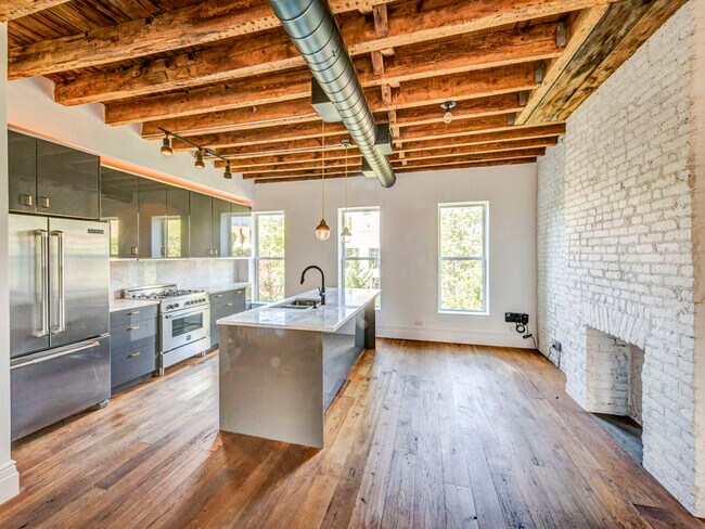 Open Kitchen