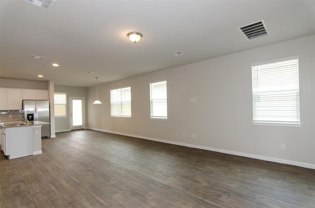 Photo - 392 Fall Aster Dr
