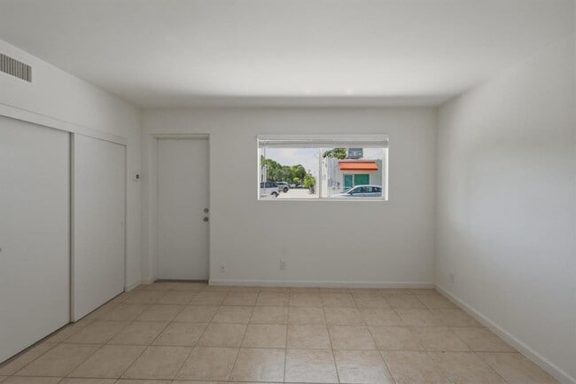 Photo - 4529 NE 21st Ave Unit 3