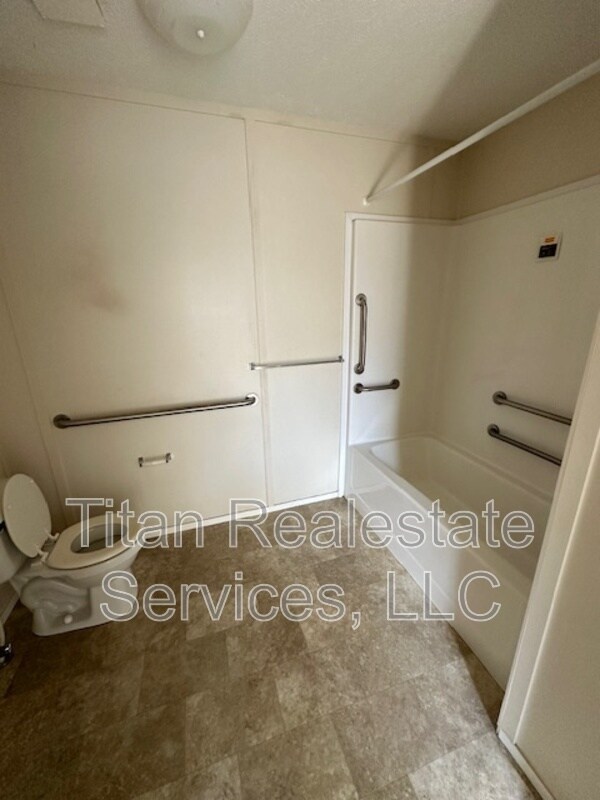 Photo - 1835 S Lake Arthur Ave