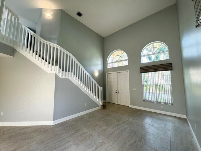 Photo - 390 NW 115th Way