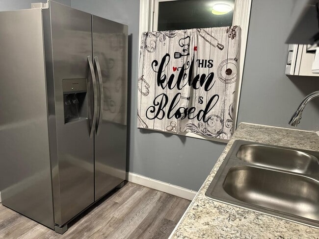 Photo - 12005 S La Salle St