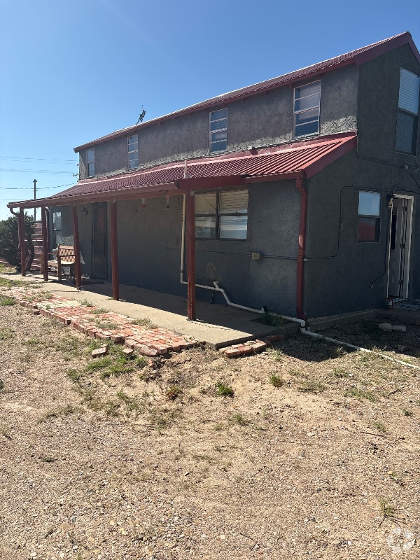 Building Photo - 585 S Roosevelt Rd U Rental