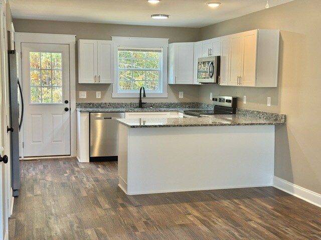 Photo - 410 Sam Love Rd