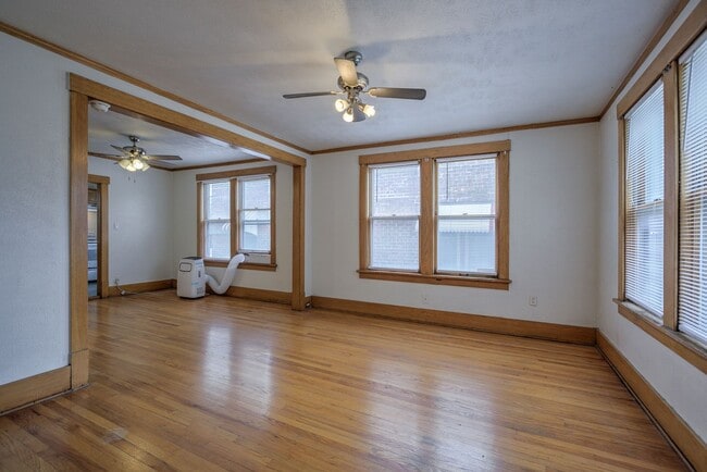 Building Photo - 3310 Jackson St Unit 3312 Rental