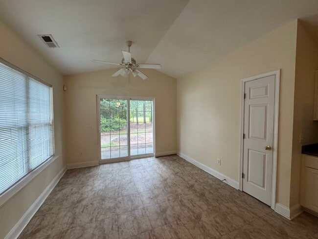 Photo - Home in Plantation Pointe