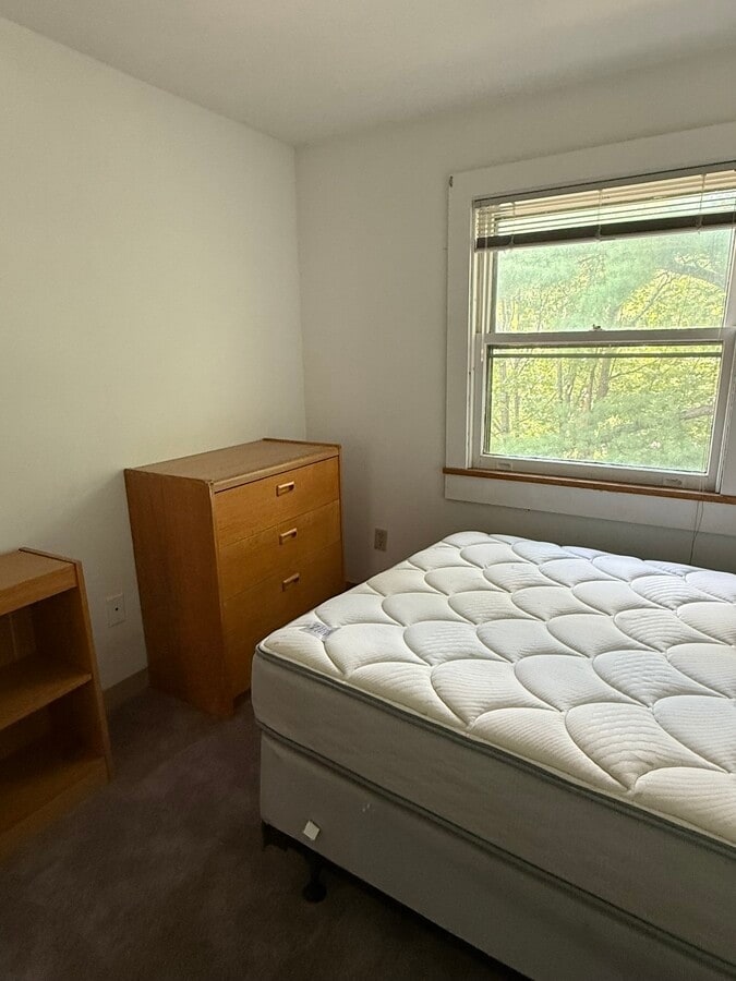 Photo - 120 Oak Ave Apartamentos