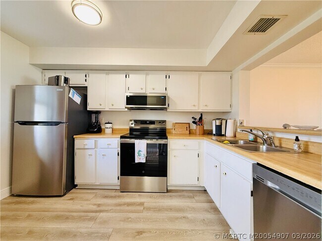 7410 S Ocean Dr Unidad 209
