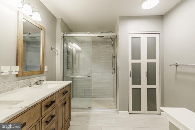 Photo - 151 Vernon Ct