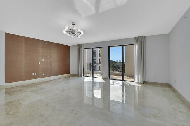Photo - 200 E Palmetto Park Rd Condo