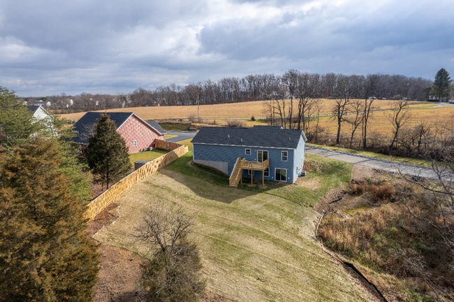 Photo - 262 Europa Way